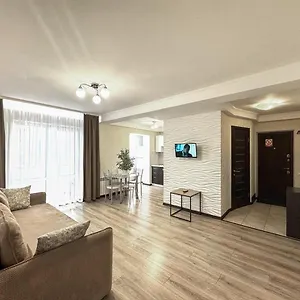 Artal On Obolonskyi Avenue 16a, 2 Bedroom Апартаменты